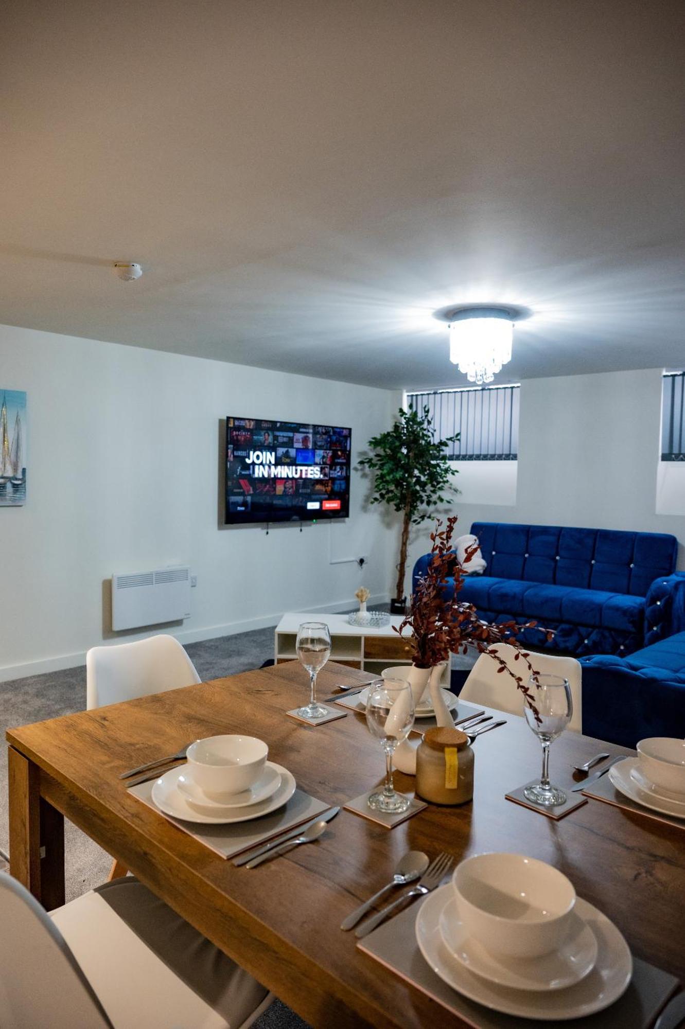Basement Bliss Hideaway Apartment Bradford  Exterior photo